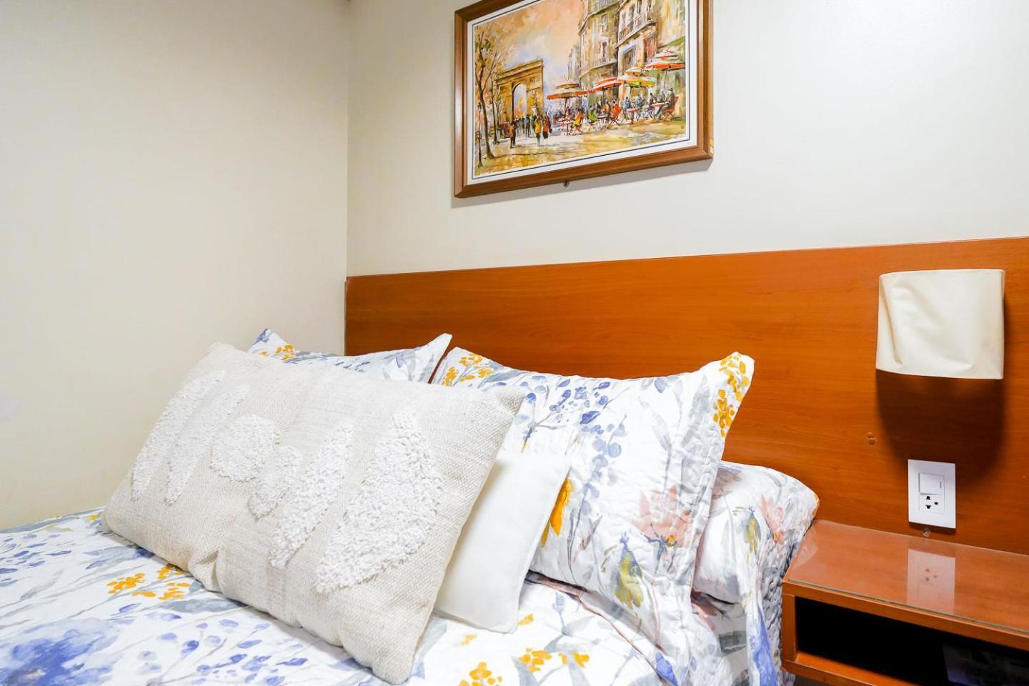 Imperial 2* Lima